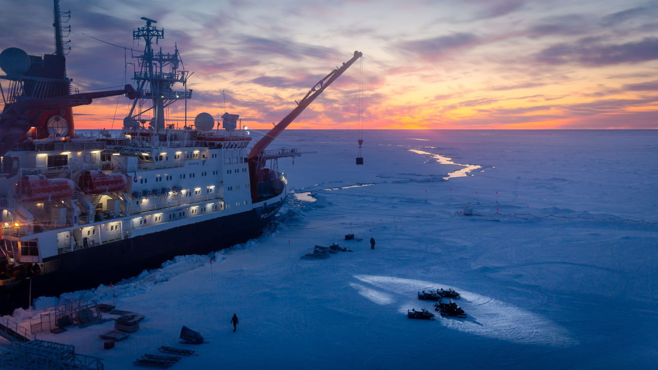 Arctic Exploration Ship